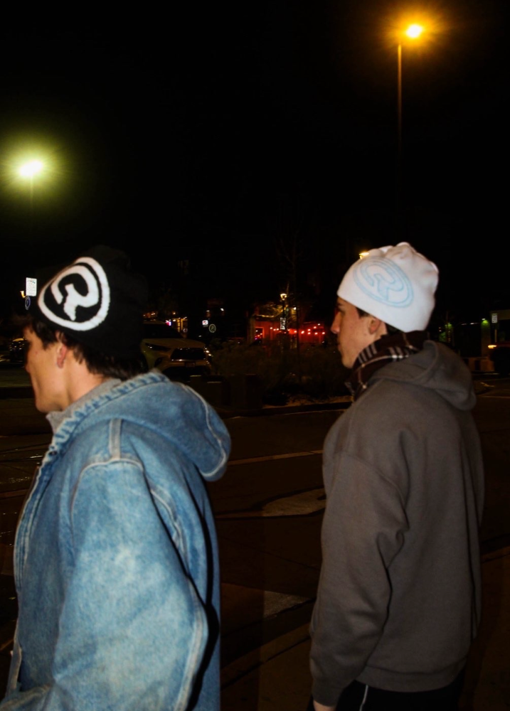 Cresta crew, gas station